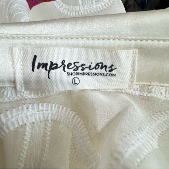 Impressions Women’s Off-White Placket Lace Button Down Shirt / Mini Dress - Picture 5 of 7